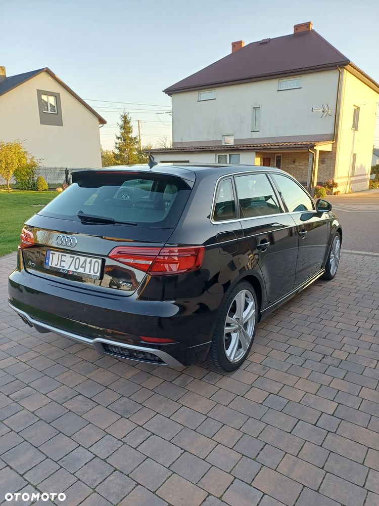 Audi A3 Sportback - 4