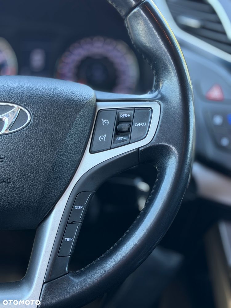 Hyundai i40 Kombi 1.6 Trend - 24