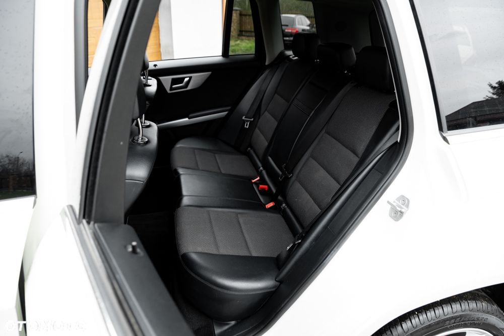 Mercedes-Benz GLK 250 CDI DPF 4Matic BlueEFFICIENCY 7G-TRONIC - 20