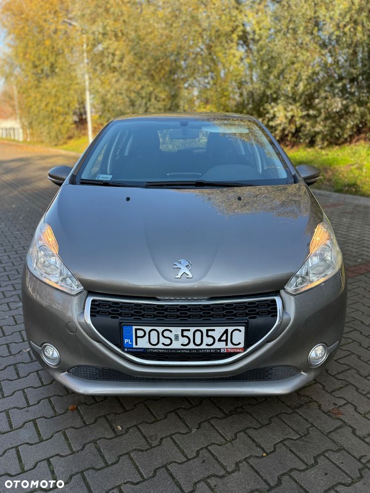 Peugeot 208 1.4 VTi Allure - 3