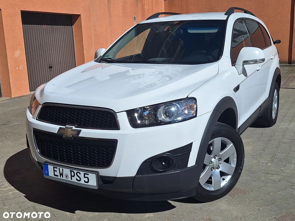 Chevrolet Captiva 2.4 2WD Travel Edition - 1