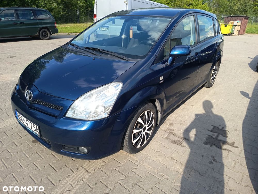 Toyota Corolla Verso - 2