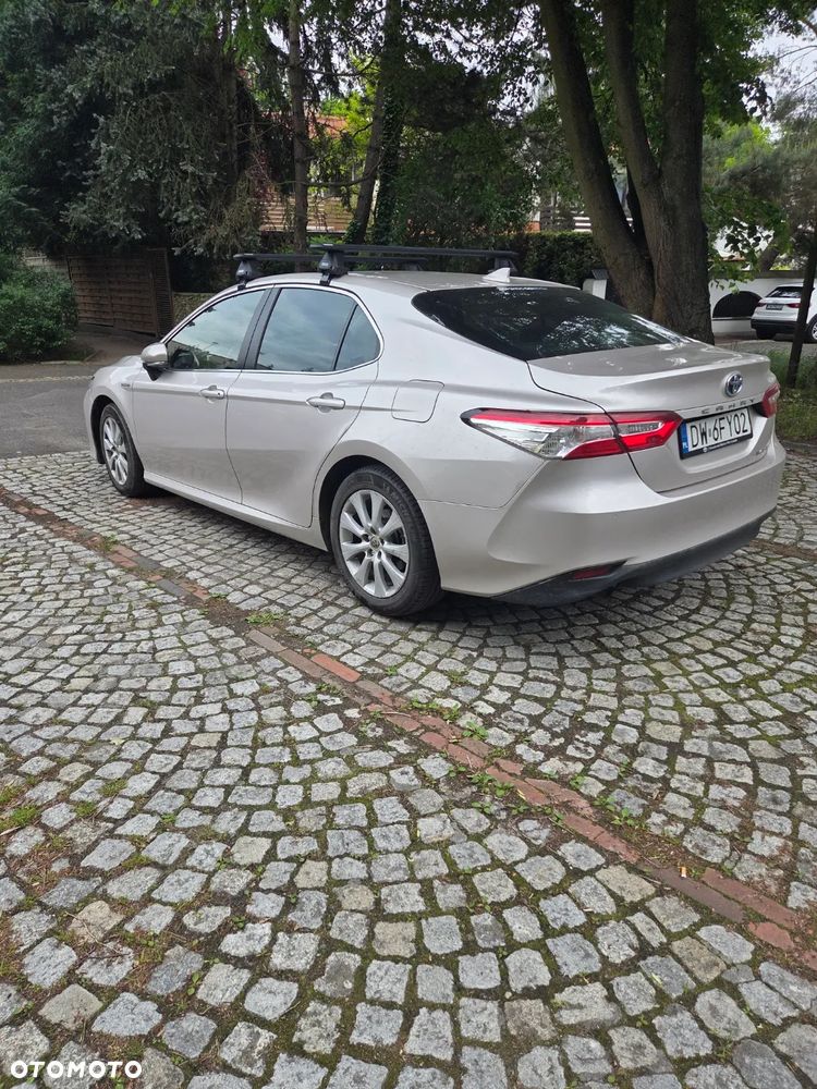 Toyota Camry 2.5 Hybrid Executive CVT - 6