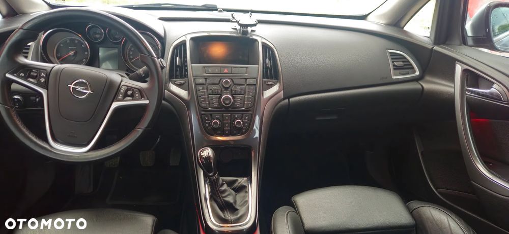 Opel Astra 1.7 CDTI DPF ecoFLEX TourerStart/Stop 105g Innovation - 26