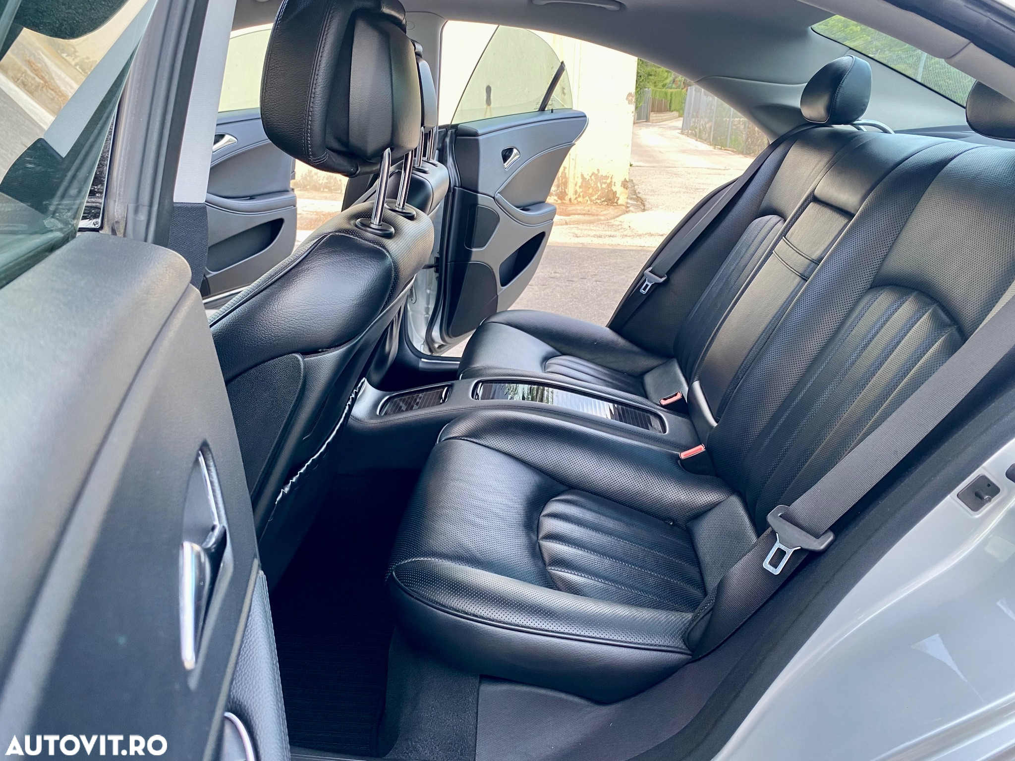 Mercedes-Benz CLS 350 CGI 7G-TRONIC - 13