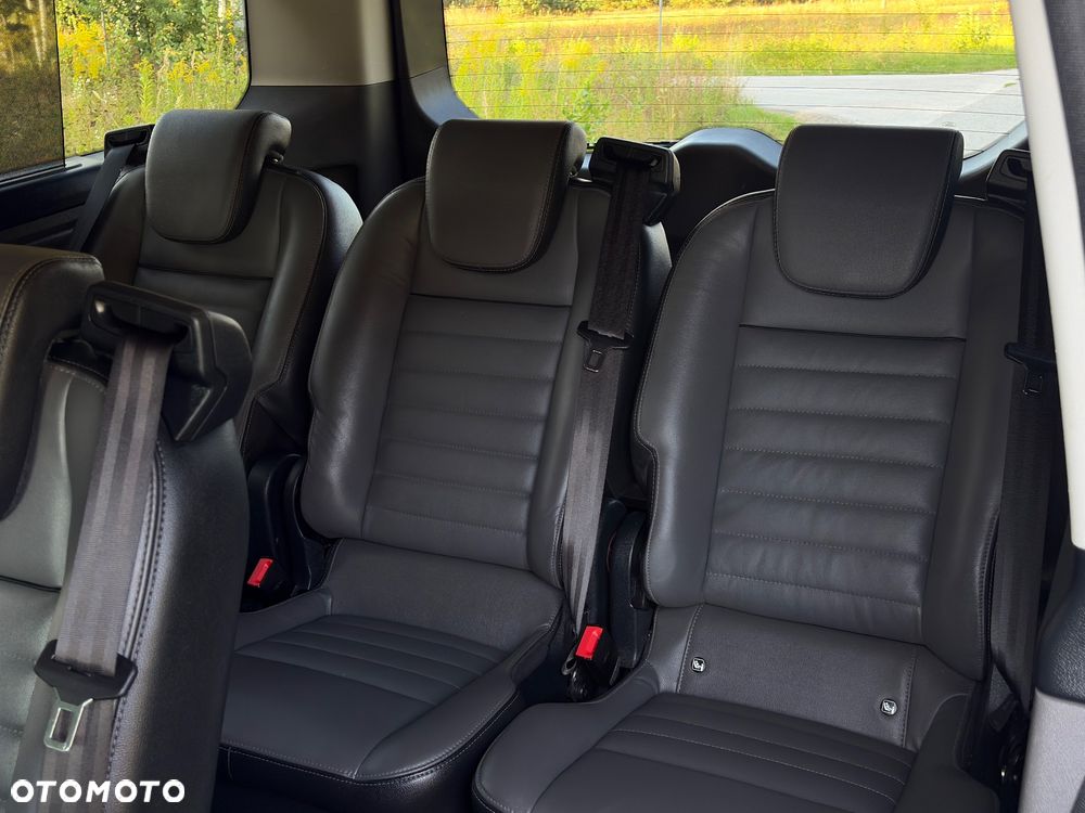 Ford Tourneo Custom 320 L2H1 VA Titanium X - 32