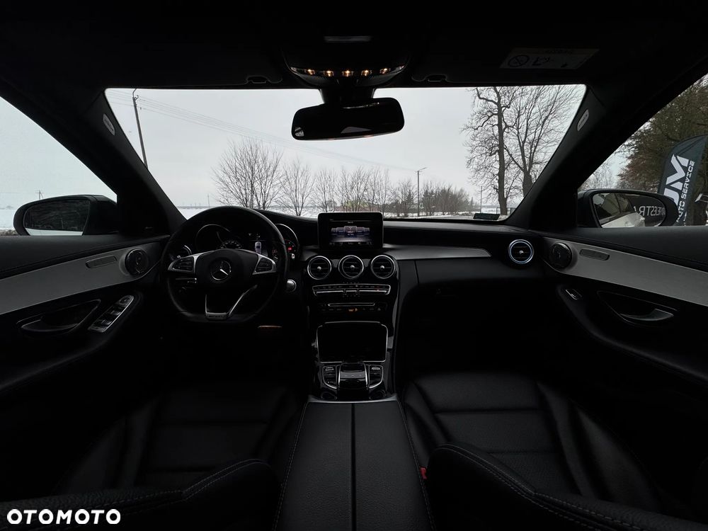 Mercedes-Benz Klasa C 200 4-Matic 9G-TRONIC - 22