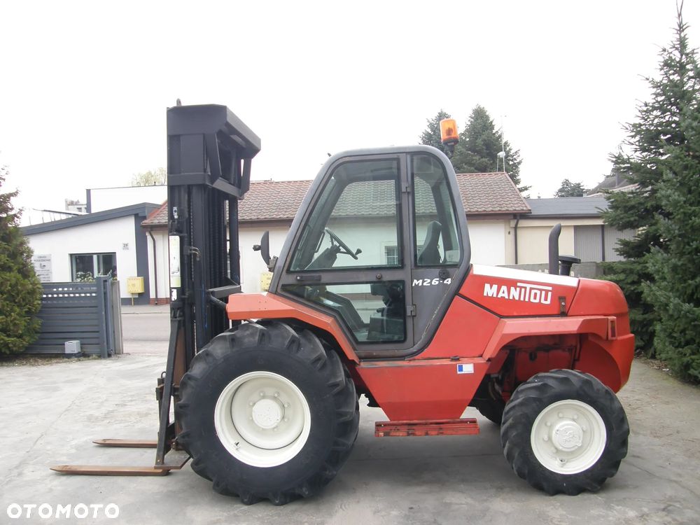 Manitou M26-4 4x4 2004 2100h maszt 10m kosz sprowadzony - 6