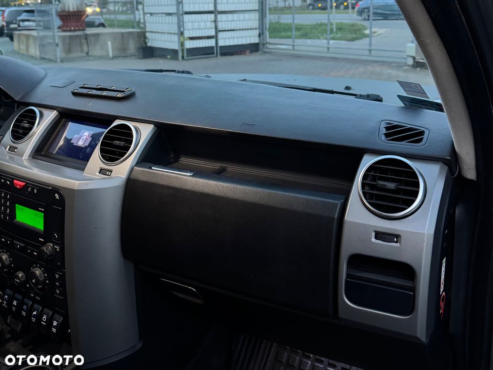 Land Rover Discovery III 2.7D V6 Limited - 24