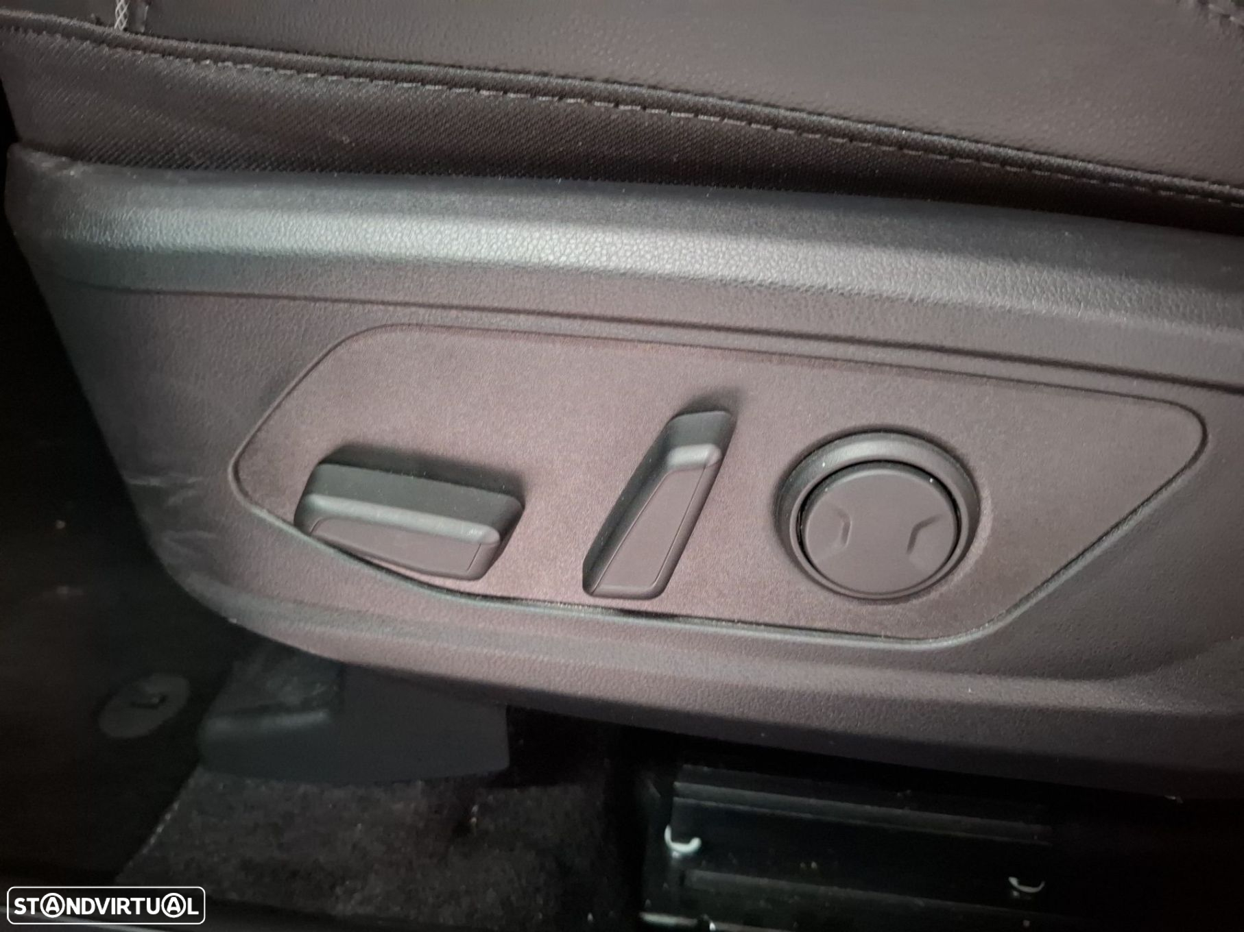 Hyundai Tucson 1.6 CRDi Vanguard - 27