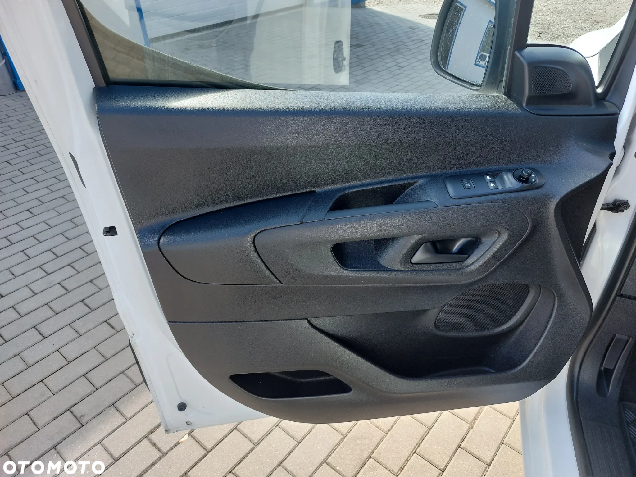 Opel Combo Life 1.5 CDTI Enjoy S&S - 10