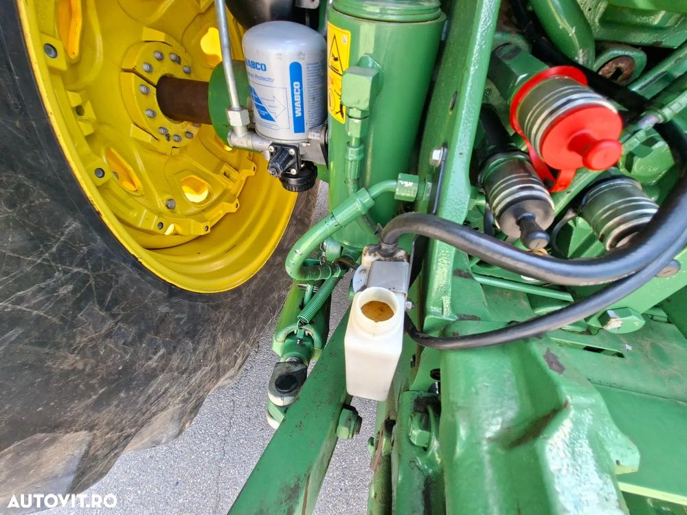 John Deere 8R 310  4x4 - 26