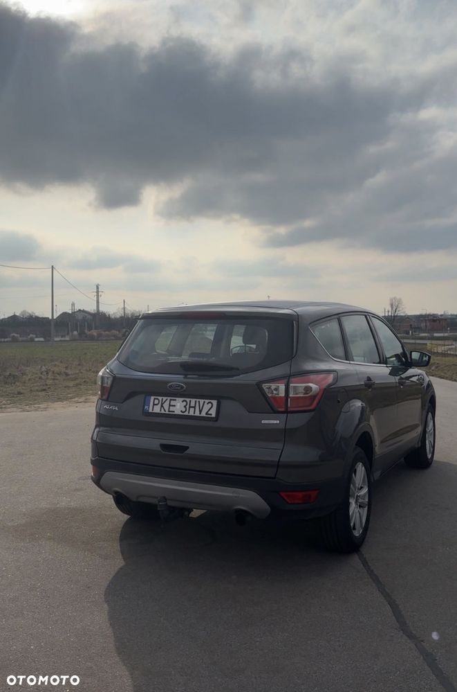 Ford Kuga - 8