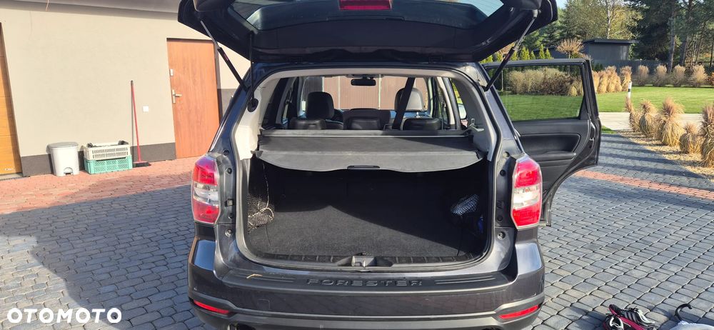 Subaru Forester 2.0XT Platinum Lineartronic - 9