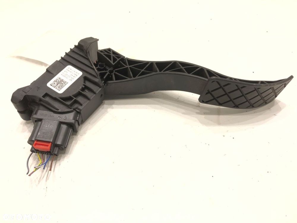 POTENCJOMETR GAZU  VW PASSAT B8 Variant (3G5, CB5) 2014 - 2022 2.0 TDI 4motion 140 kW [190 KM] olej - 1