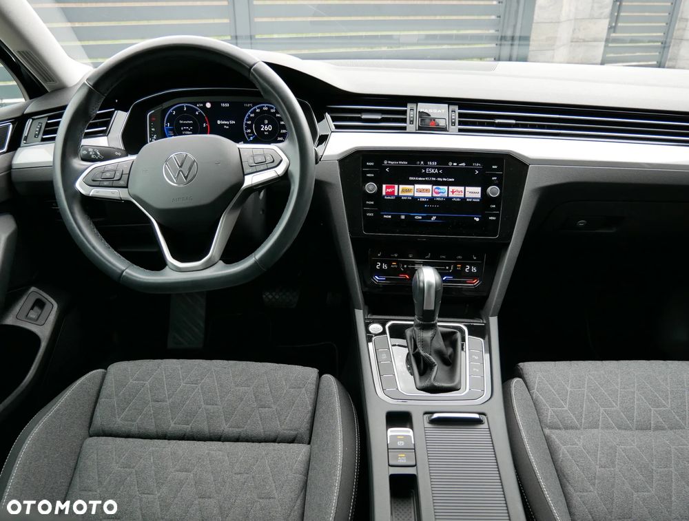 Volkswagen Passat 2.0 TDI EVO Business DSG - 2