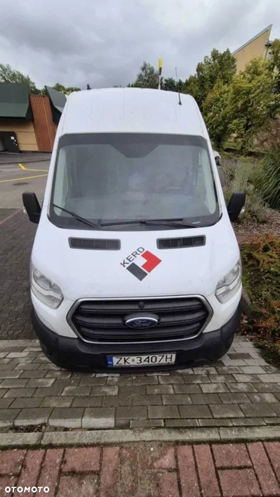 Ford Transit - 1