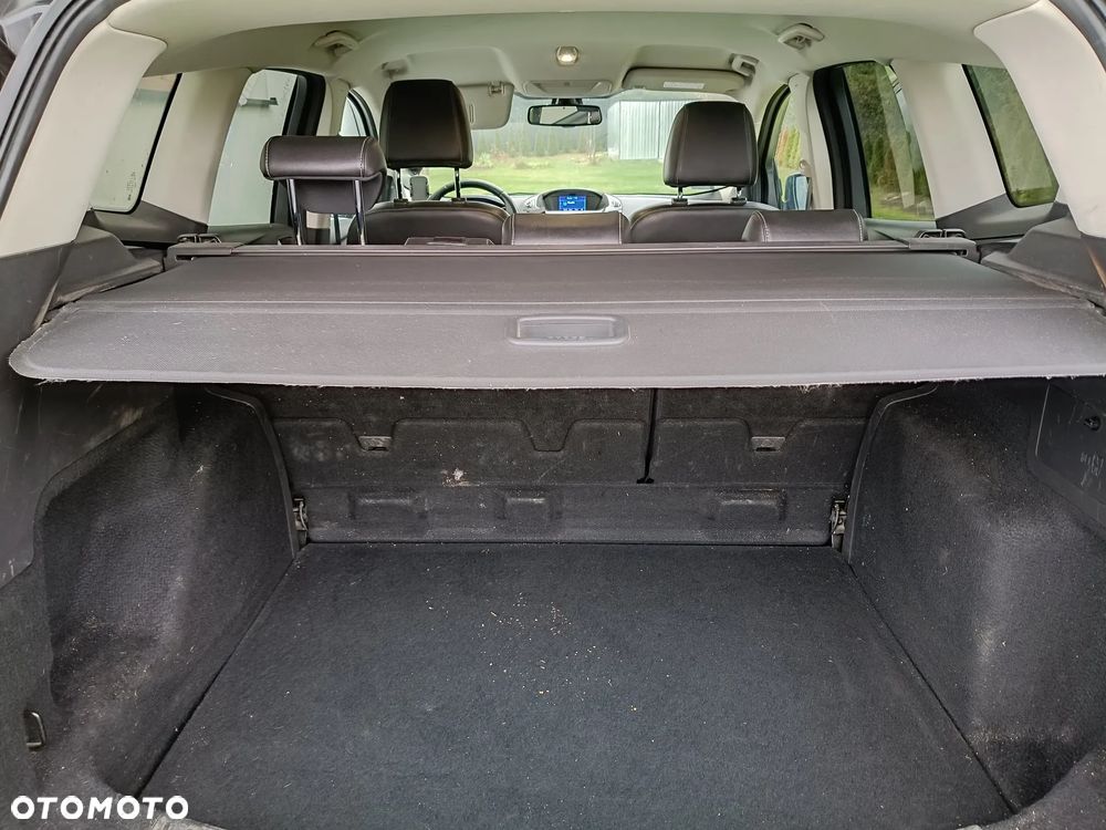 Ford Kuga 2.0 TDCi 2x4 Trend - 10