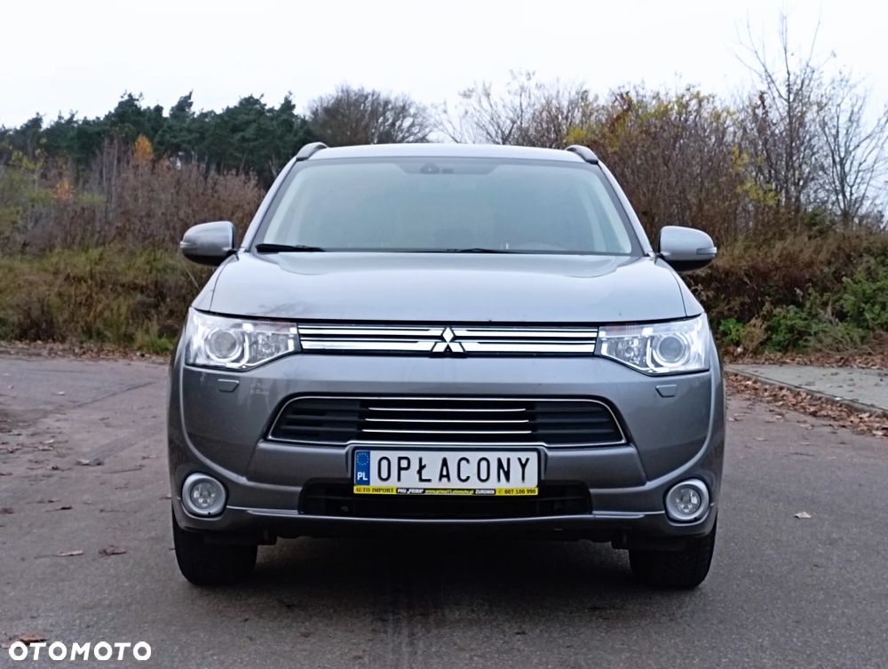 Mitsubishi Outlander - 8