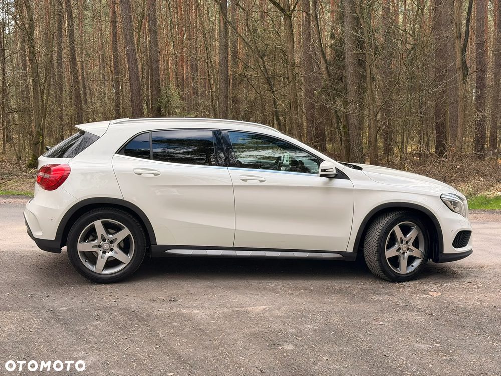 Mercedes-Benz GLA 200 7G-DCT AMG Line - 7
