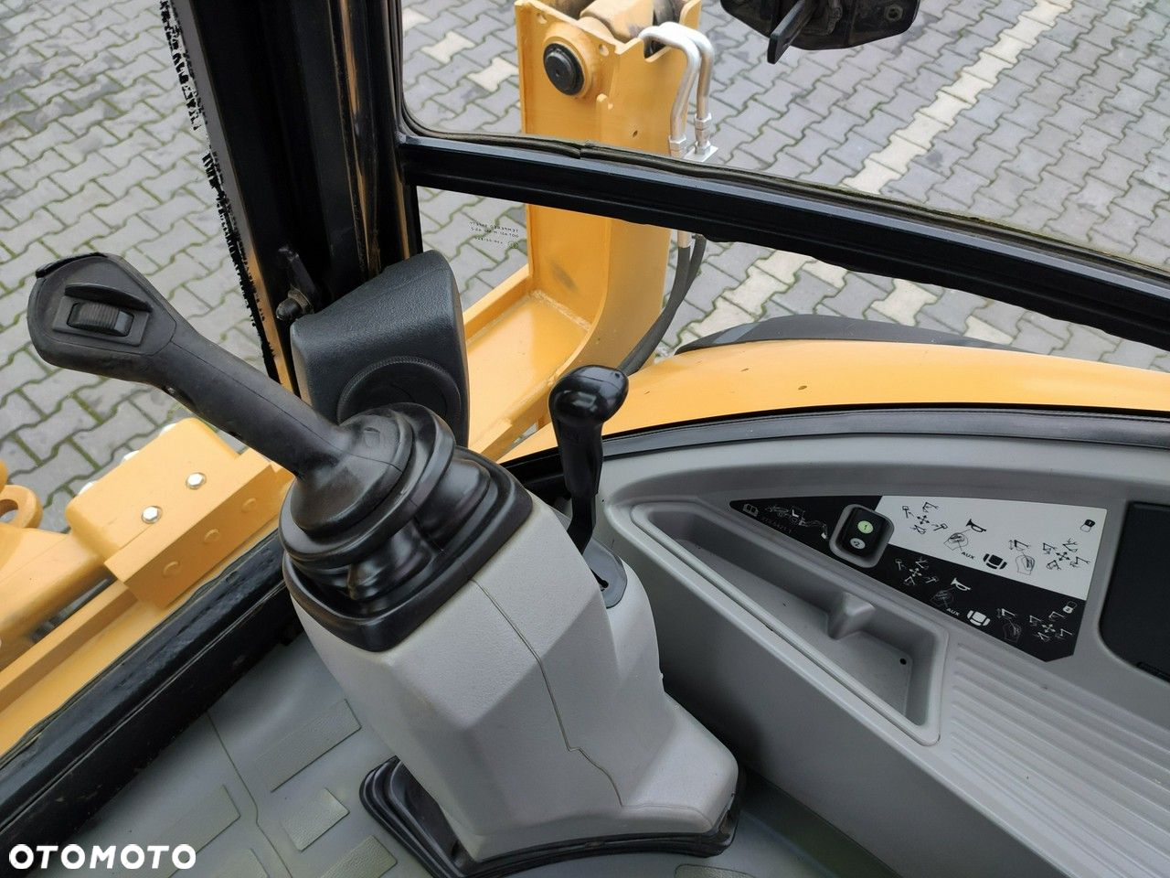 Caterpillar 444E Premier Sterowanie na Joystickach FULL OPCJA - 7