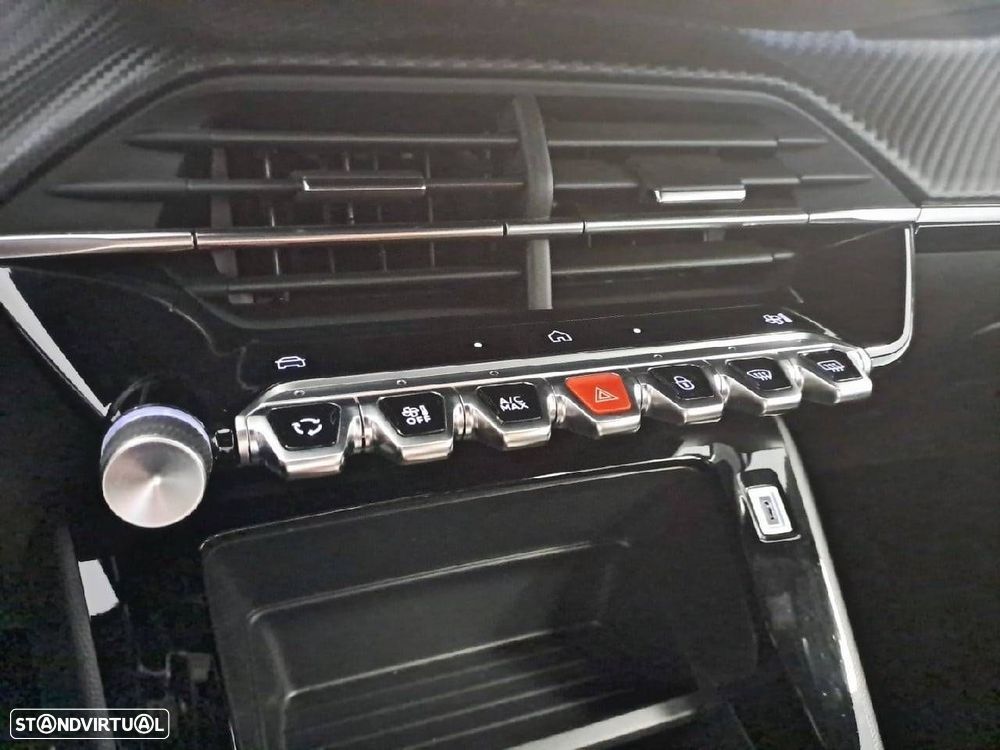 Peugeot e-2008 54 kWh Style - 22