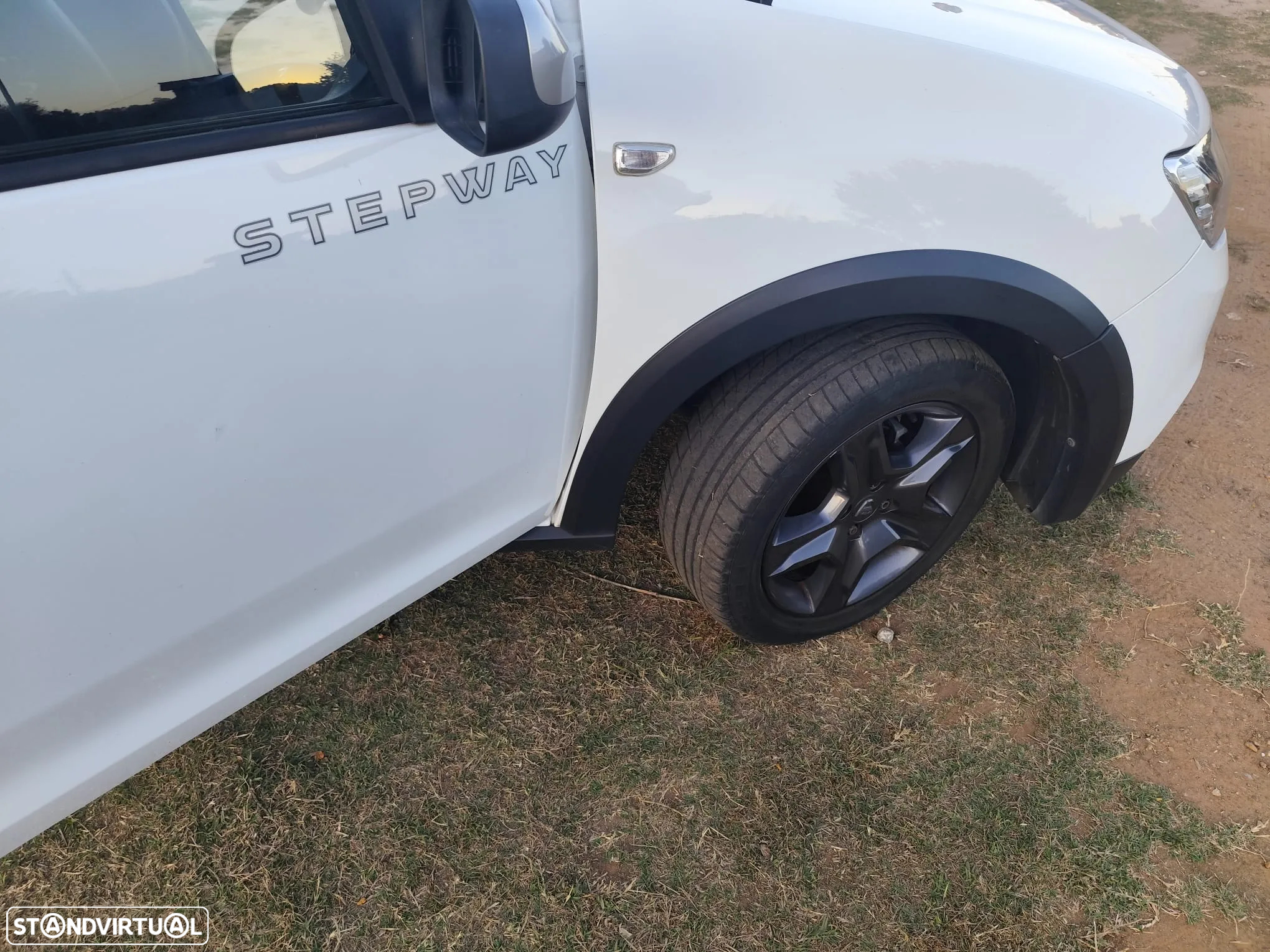 Dacia Logan MCV 1.5 dCi Stepway - 15