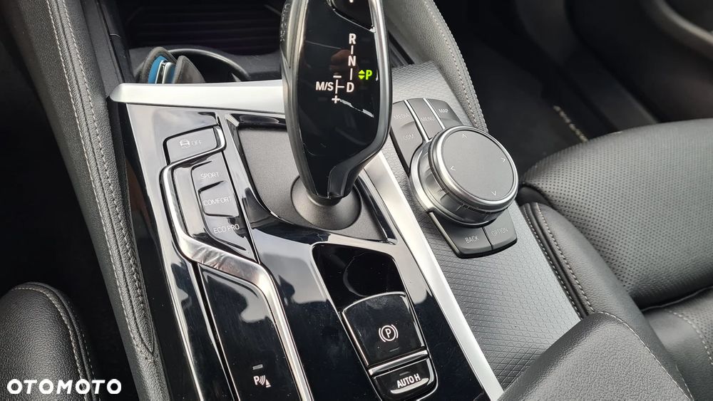 BMW Seria 5 520d mHEV M Sport sport - 29