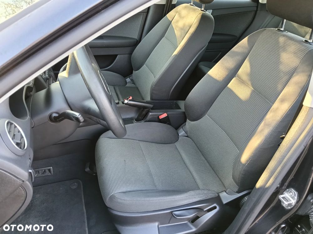 Audi A3 Sportback 1.6 Attraction - 6