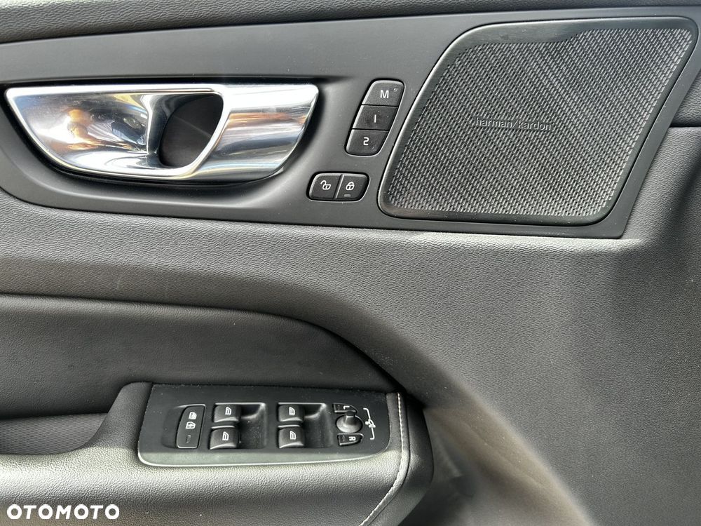 Volvo XC 60 - 20