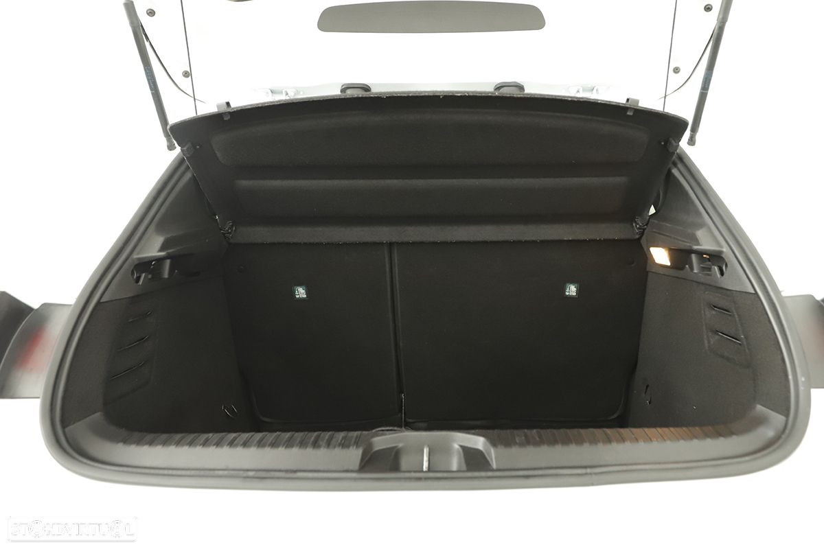 Renault Clio - 25