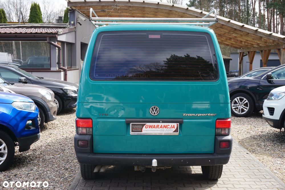 Volkswagen Transporter - 4