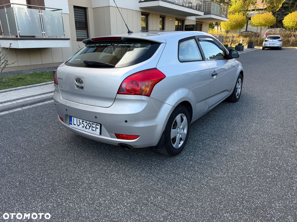 Kia Ceed - 5