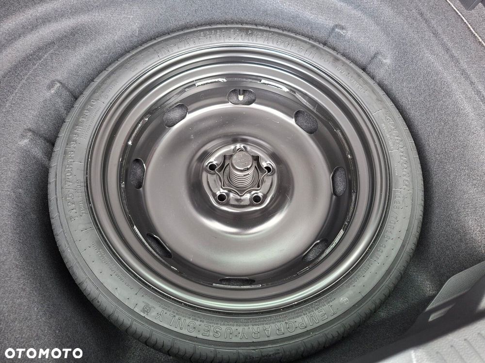 Volkswagen Golf - 18