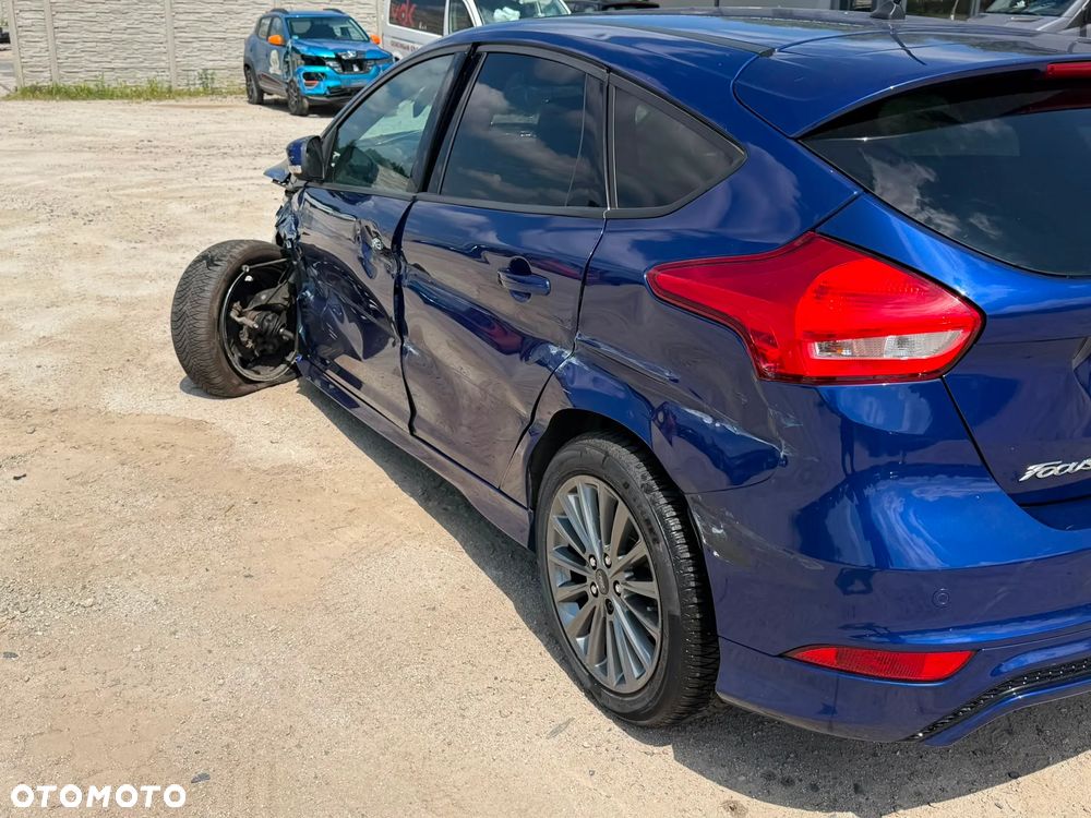 Ford Focus - 2