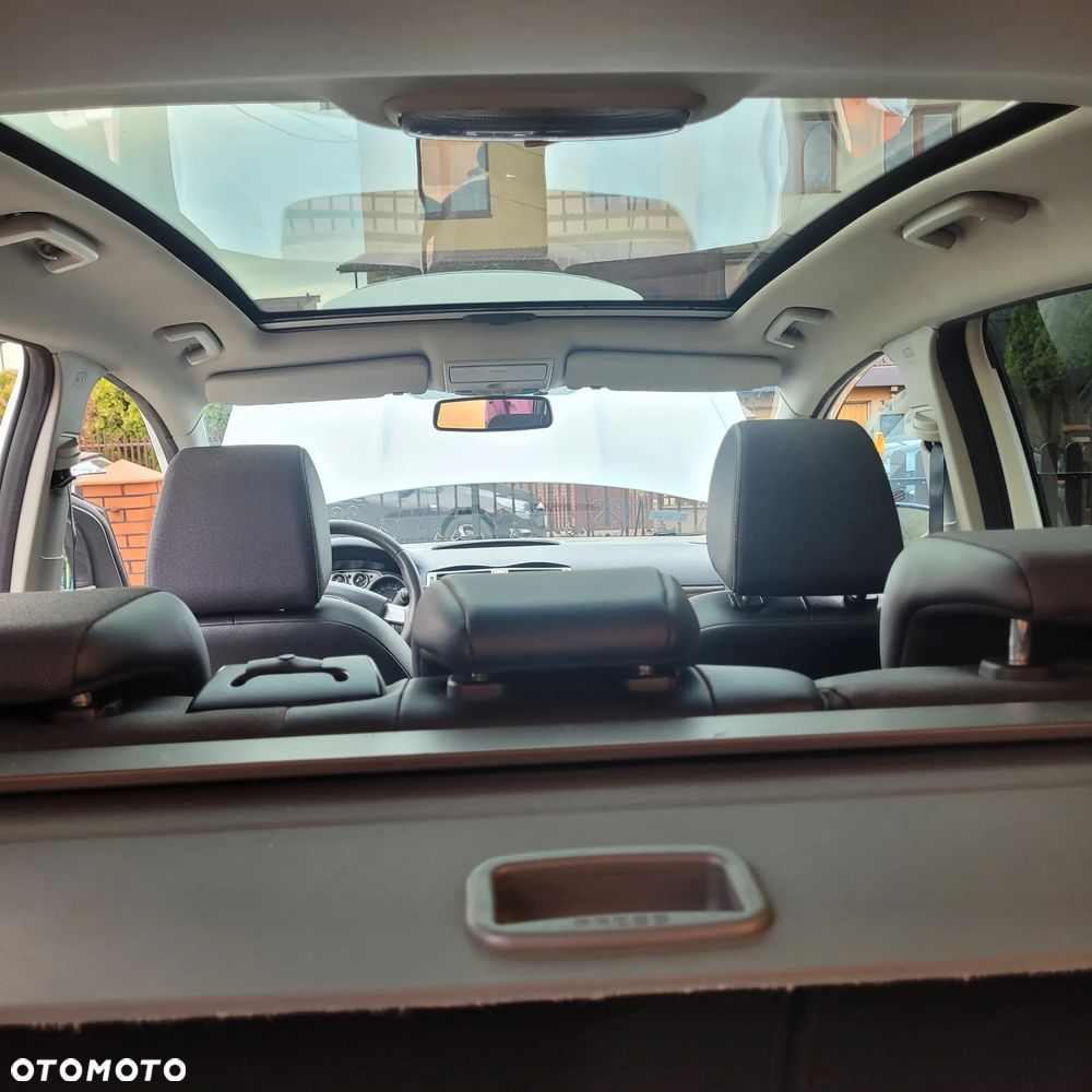 Ford Kuga 2.0 TDCi 2x4 Trend - 9