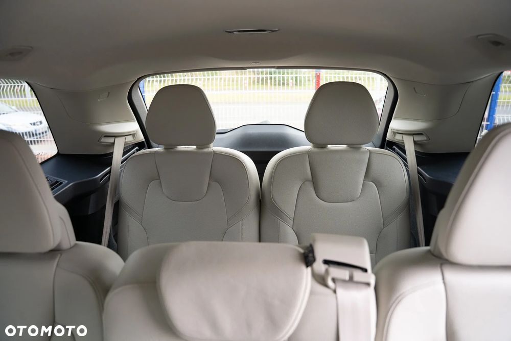 Volvo XC 90 D5 AWD Inscription 7os - 35
