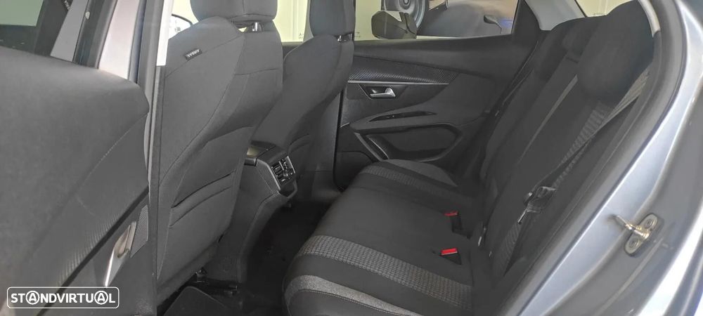 Peugeot 3008 1.5 BlueHDi Active - 19