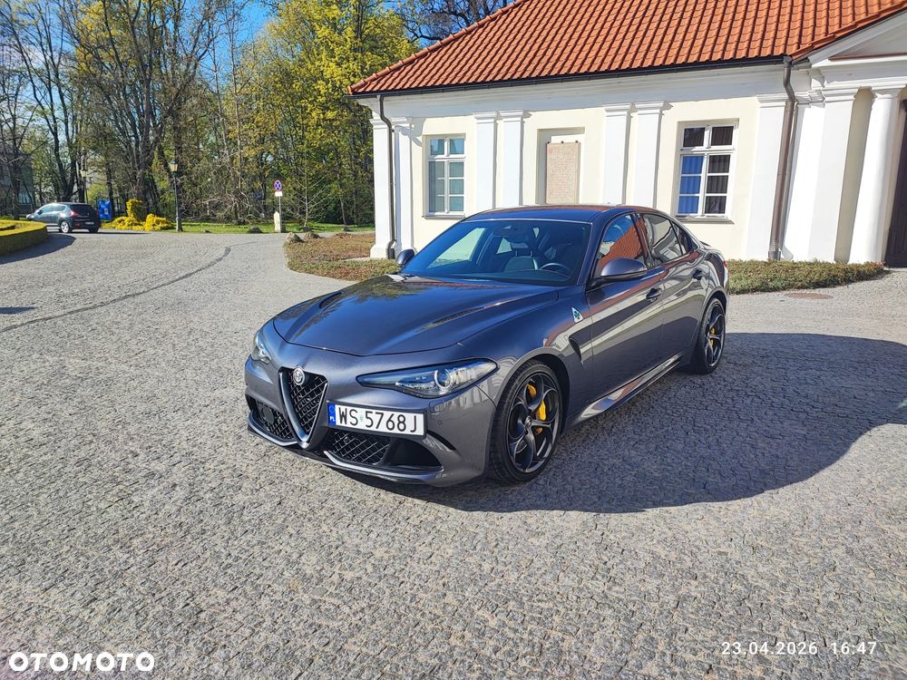 Alfa Romeo Giulia 2.9 V6 Bi-Turbo AT8 Quadrifoglio - 5