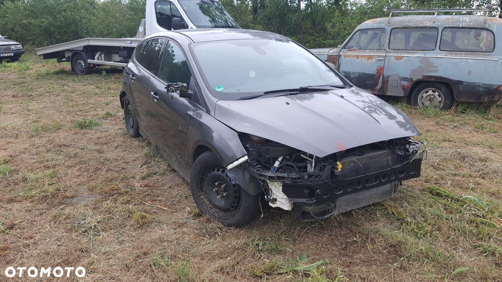 Ford Focus - 1