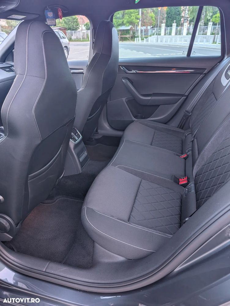 Skoda Octavia 2.0 TDI RS - 16