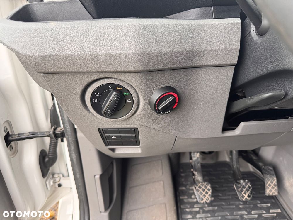 Volkswagen Crafter RWD - 20
