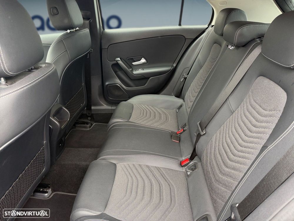 Mercedes-Benz A 250 e - 13