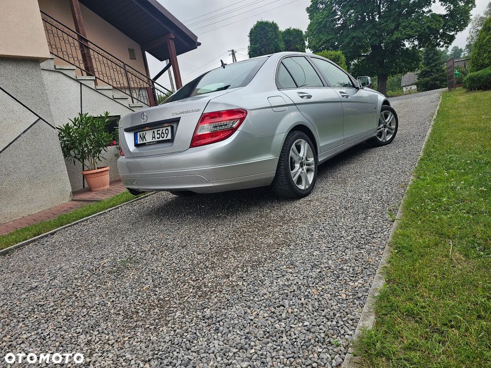Mercedes-Benz Klasa C 180 Kompressor BlueEFFICIENCY - 4