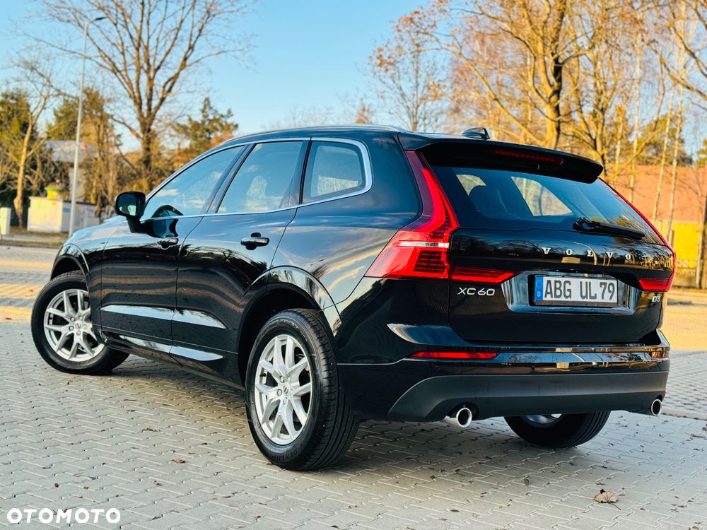 Volvo XC 60 D3 Momentum Pro - 30