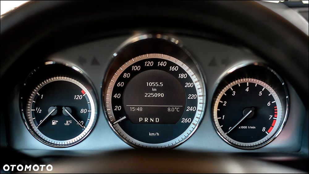 Mercedes-Benz Klasa C 180 BlueEFFICIENCY 7G-TRONIC Avantgarde - 20