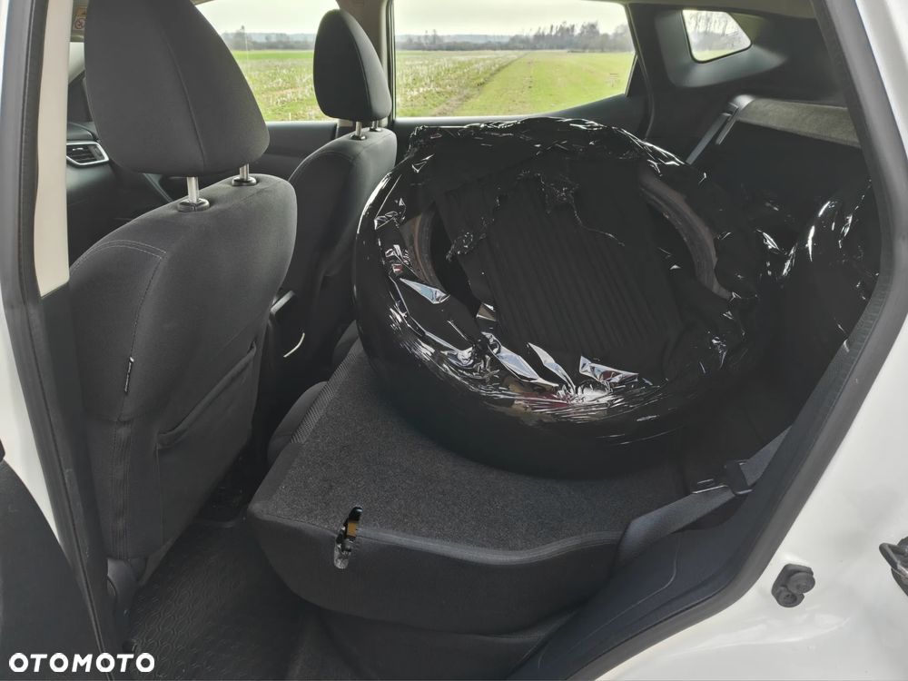 Nissan Qashqai 1.6 DCi Acenta EU6 - 9