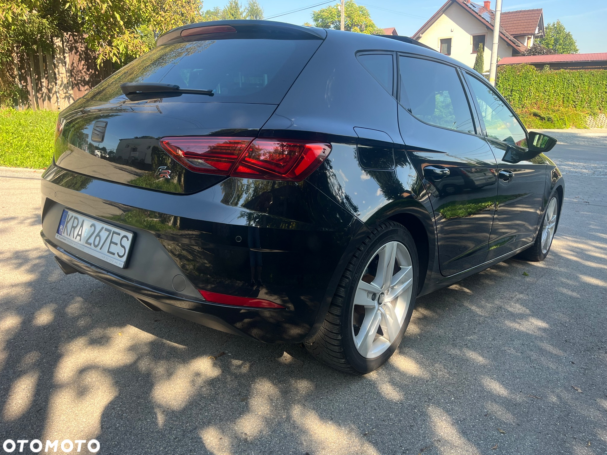 Seat Leon 2.0 TDI DPF Ecomotive DSG FR - 10