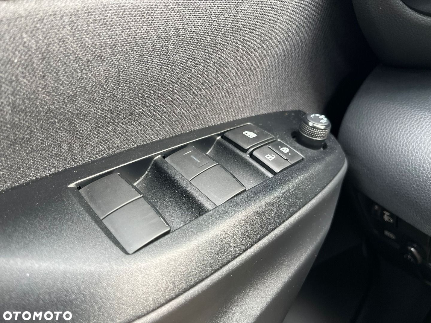 Toyota Yaris Cross Hybrid 1.5 Comfort - 28