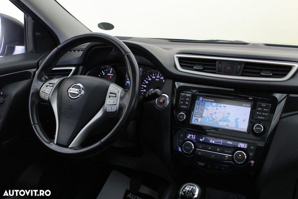 Nissan Qashqai - 14
